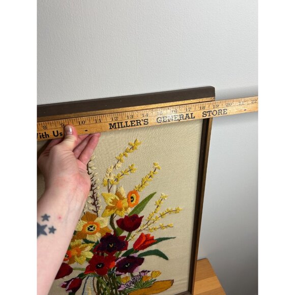 Flower floral vintage bouquet daffodils tulips crossstitch crewel art picture - Picture 3 of 9